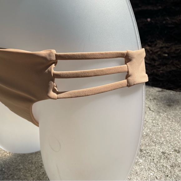 Bettinis Nude Strappy Bikini Bottom Size M Lowrise Surfer Free People Cheeky - Picture 3 of 7